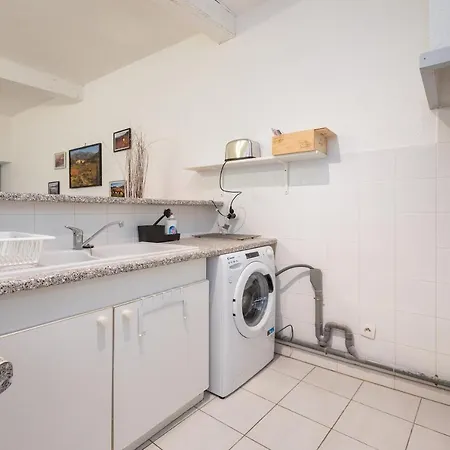 L'hibiscus - Dans Le Centre Historique Apartment Pezenas